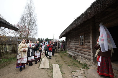 Праздник \"Караваю, мой раю\" для посетителей организовали в Строчицах