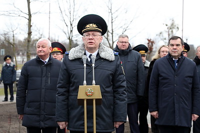 Монумент \"Древо жизни\" в память о жертвах геноцида белорусского народа установили вблизи Брестской крепости