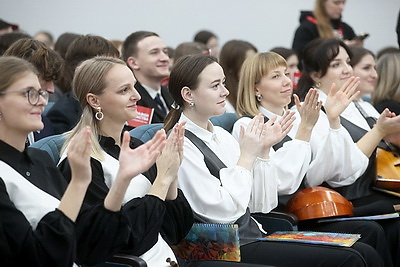 Секретами мастерства с начинающими музыкантами Бреста поделились артисты Президентского оркестра