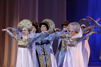 В Витебске с аншлагом прошел концерт Санкт-Петербургского театра песни и танца \"Морошка\"