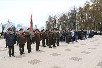 В Беларуси началась отправка призывников в войсковые части