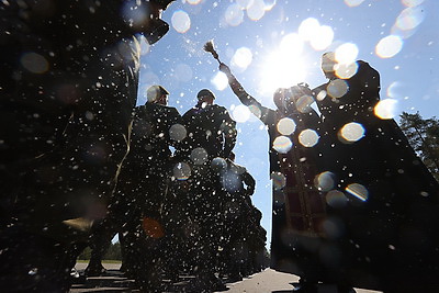 Около 2,4 тыс. военнослужащих принесли присягу в Борисове