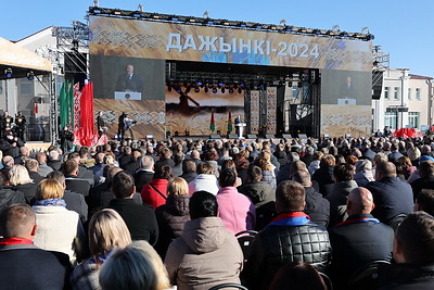 Лукашенко принял участие в фестивале-ярмарке \"Дажынкі-2024\" в Воложине