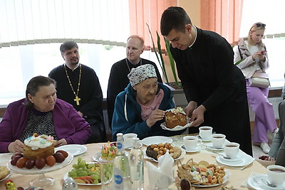 В Смолевичском районе состоялась благотворительная акция \"Подари радость ближнему\"