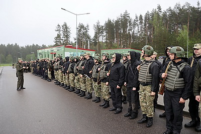 Учебные стрельбы военнослужащих, призванных на срочную службу во внутренние войска МВД