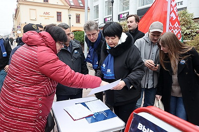 Сбор подписей для выдвижения кандидатов в Президенты Беларуси стартовал 7 ноября