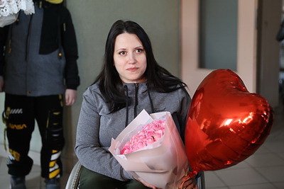 Чемпионка Беларуси по спортивным танцам на колясках Ирина Минюк родила дочку