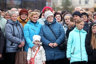 Для здоровья жителей. В Слониме к 7 ноября открыли ФОК и воркаут площадку