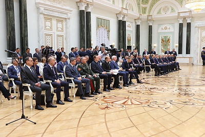 Лукашенко: наши встречи с Путиным - это на 90% вопросы безопасности и обороны
