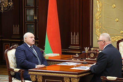 Лукашенко принял с докладом председателя ЦИК