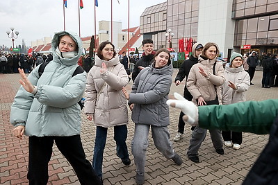 Городской квест и интерактивные площадки: второй день \"Марафона единства\" проходит в Бресте