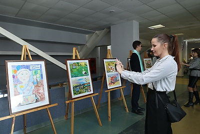 \"Марафон единства\": в Жлобине представлена выставка \"Суверенная Беларусь\"