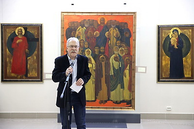 Выставка древнебелорусского сакрального искусства \"33 ступени\" открылась в Минске