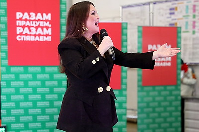 \"Разам працуем, разам спяваем!\": проект \"Марафона единства\" проходит в Барановичах