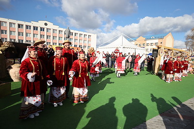 Областные \"Дажынкi\" проходят в Мостах