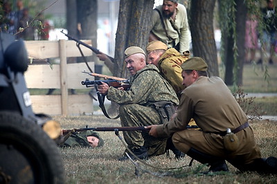 Военно-историческую реконструкцию показали гостям XXXI Дня белорусской письменности в Ивацевичах