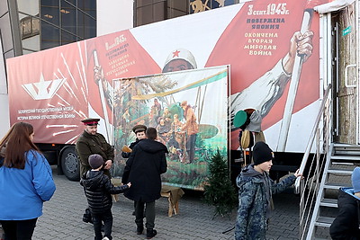 Это все мое родное: городской квест проходит на \"Марафоне единства\" в Гомеле