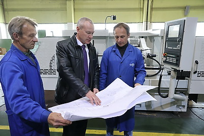 Выпуск станков из комплектующих белорусского и российского производства наладят в Орше