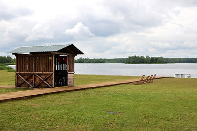 Инклюзивный пляж открыли в Витебском районе на озере Сосно