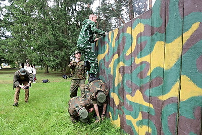 Летняя смена военно-патриотического лагеря проходит на базе 5-й бригады спецназначения