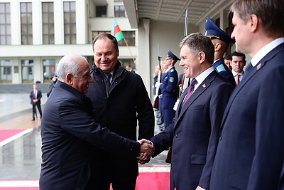 Головченко встретился с премьер-министром Азербайджана