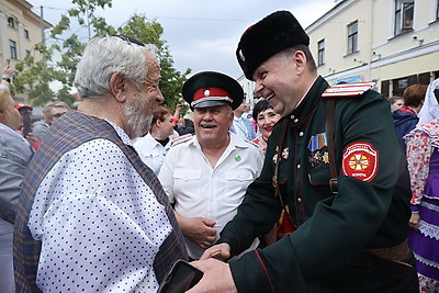 Красочное шествие представителей 35 национальностей прошло в Гродно