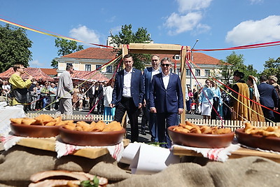 Белорусское фестивальное подворье представило в Гродно творчество всех областей страны