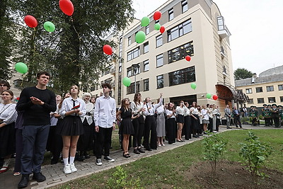 Головченко открыл новый комплекс зданий Минского худколледжа