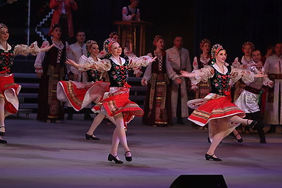 Концерт мастеров искусств и талантливой молодежи прошел в Большом театре Беларуси