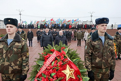 Праздничный митинг в честь Дня защитников Отечества прошел в Витебске