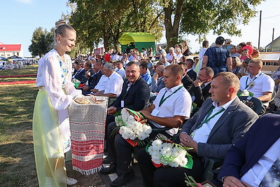 Несвижский район отмечает \"Дажынкi-2024\"