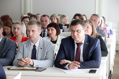 Перцов провел встречу с идеологическим активом Гродненской области