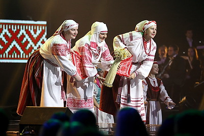 \"Время выбрало нас\": красочный концерт \"Марафона единства\" состоялся в Могилеве