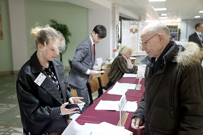 Выборы-2024: в Горках на избирательных участках идет досрочное голосование