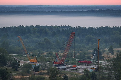 В Мозыре продолжается реконструкция моста через Припять