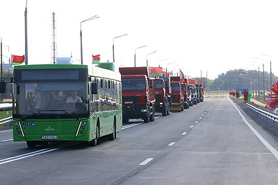 Движение на участке автодороги Центролит-Урицкое-Уваровичи открыли после реконструкции