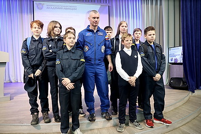 В БГАА состоялась встреча с российским космонавтом-испытателем Денисом Матвеевым