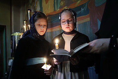 Православные верующие отпраздновали Великий четверг
