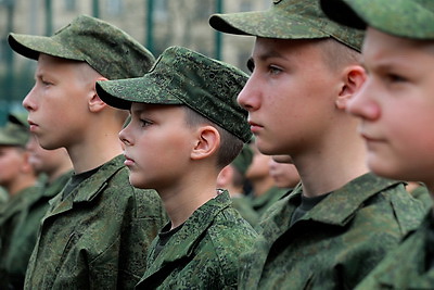 Хренин: годы учебы в Суворовском училище дают широчайшие возможности для личностного развития