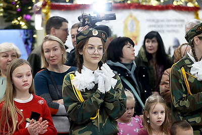 Масштабный новогодний праздник прошел в Минске