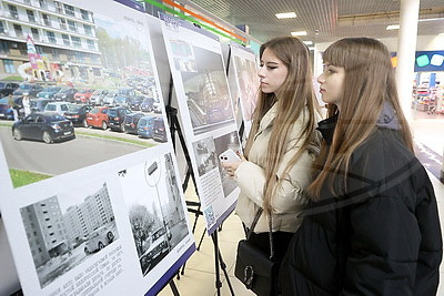\"Марафон единства\": выставку \"Беларусь. Взлет\" представили жителям и гостям Бреста