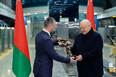 Лукашенко принял участие в торжественном открытии нового участка Минского метрополитена