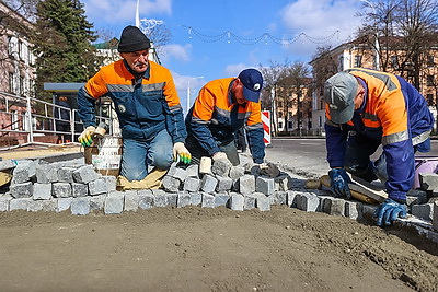 В Бресте ведутся работы по благоустройству городской территории