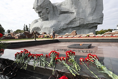 Слет юных миротворцев торжественно открылся в Бресте