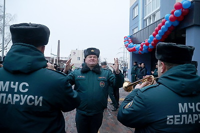 Спасателям Могилевской области вручили ключи от арендного жилья
