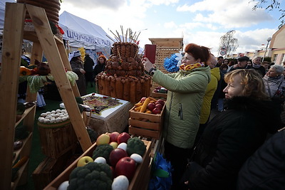 Областные \"Дажынкi\" проходят в Мостах