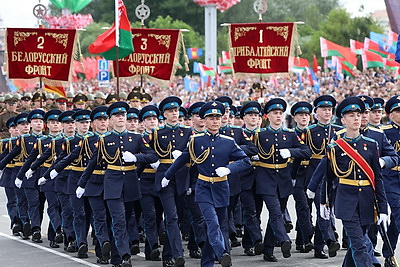 Военный парад в честь Дня Независимости прошел в Минске