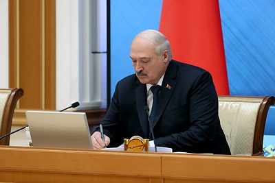 Лукашенко собрал совещание о повышении эффективности аграрной отрасли
