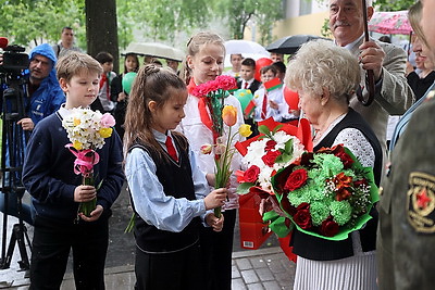 В Гродно в преддверии 9 мая поздравили ветерана ВОВ Валентину Баранову