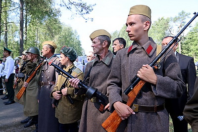 На Кургане Дружбы отдали дань памяти советским воинам